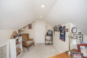  52 Pine Hill Rd, Johnston, RI 02919, US Photo 39