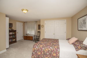  52 Pine Hill Rd, Johnston, RI 02919, US Photo 28