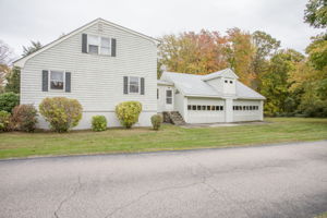  52 Pine Hill Rd, Johnston, RI 02919, US Photo 3