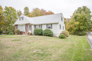  52 Pine Hill Rd, Johnston, RI 02919, US Photo 1