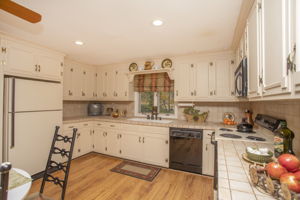  52 Pine Hill Rd, Johnston, RI 02919, US Photo 26