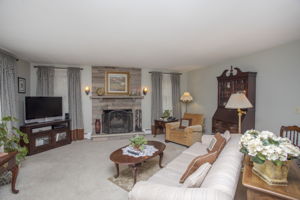  52 Pine Hill Rd, Johnston, RI 02919, US Photo 20
