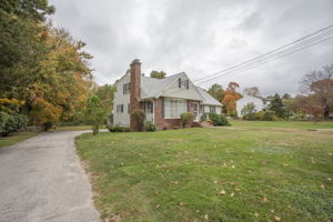  52 Pine Hill Rd, Johnston, RI 02919, US Photo 57