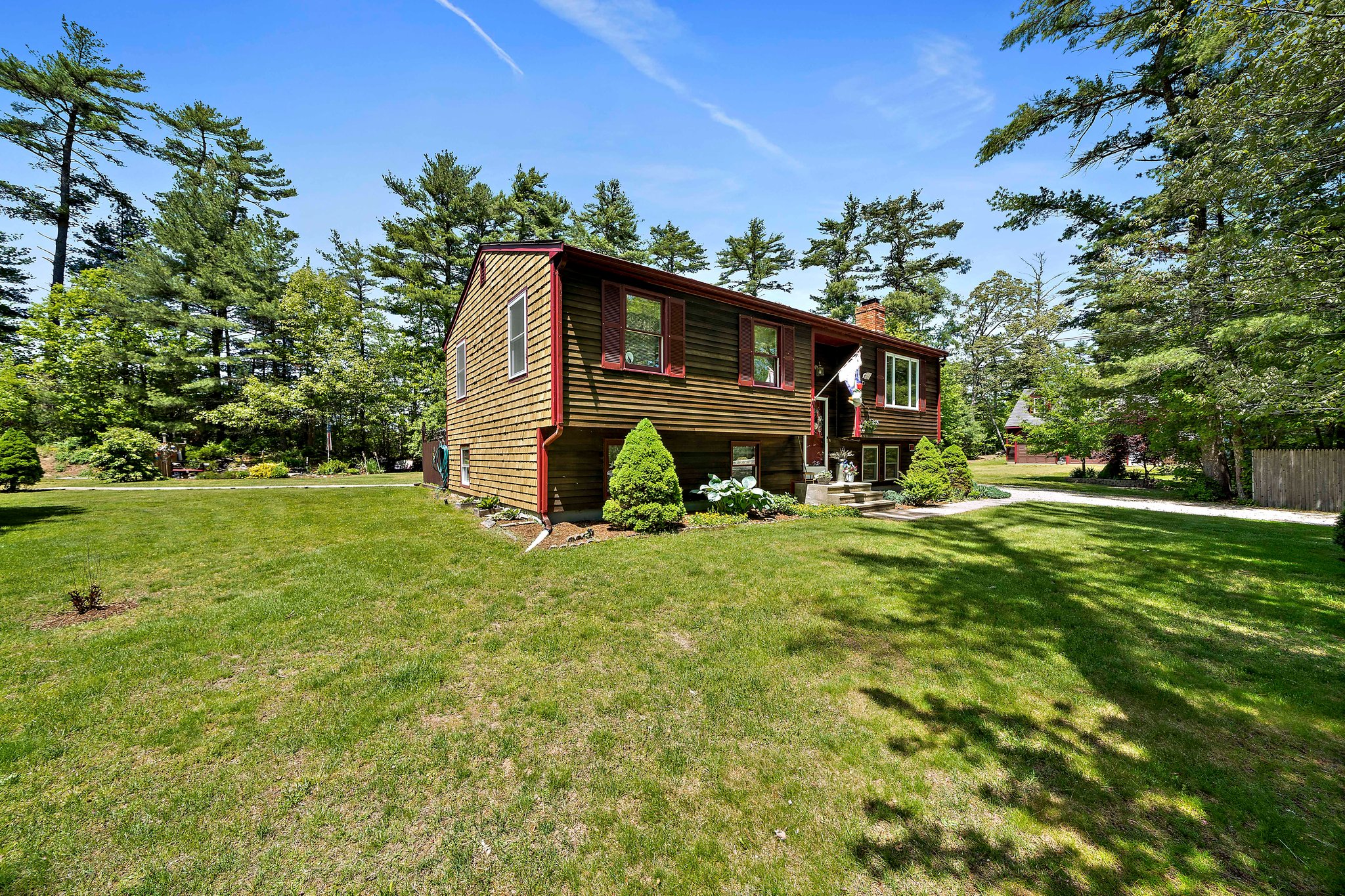 52 Silva St, Carver, MA 02330 TMRE Photography