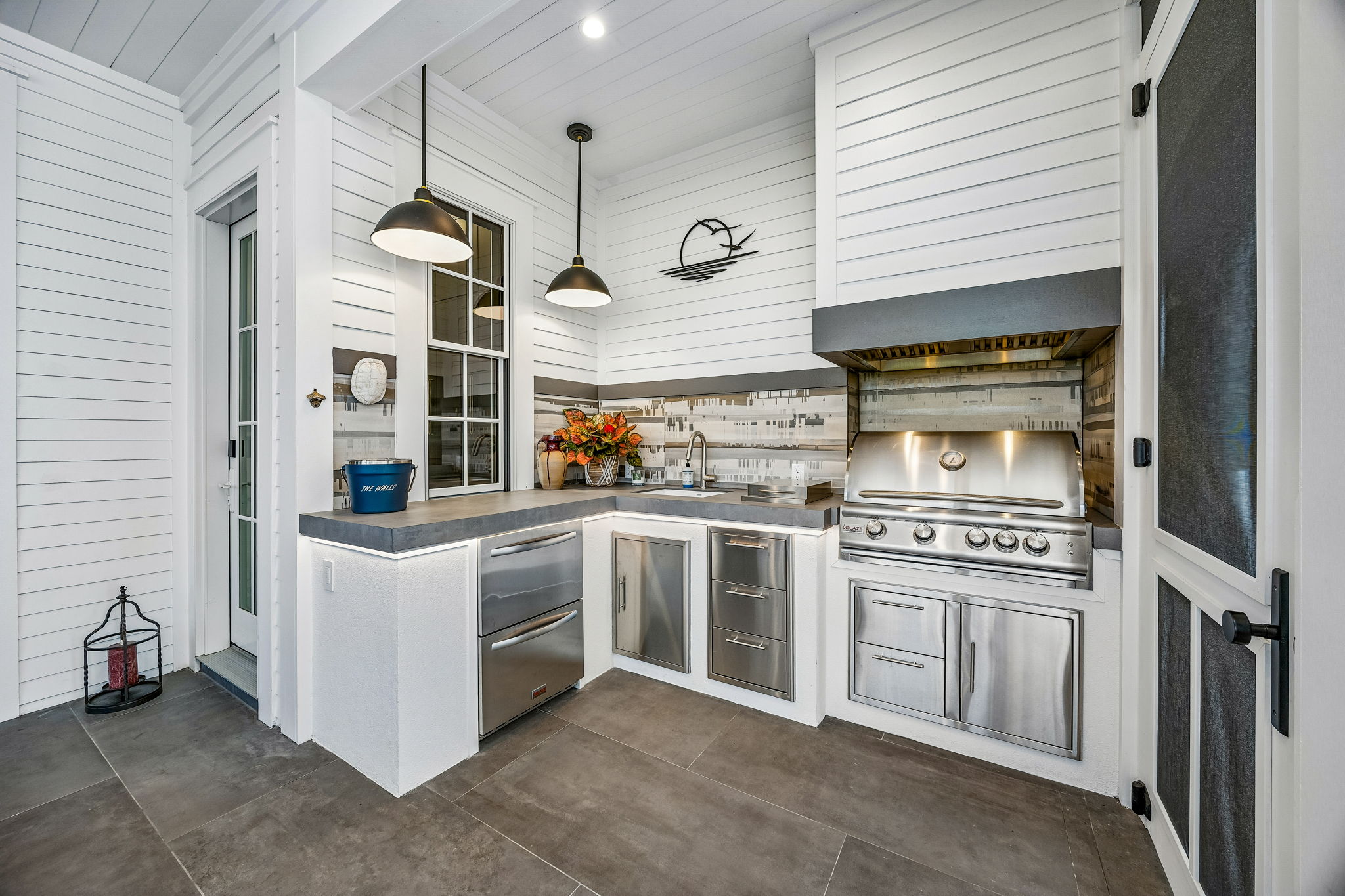 Summer Kitchen