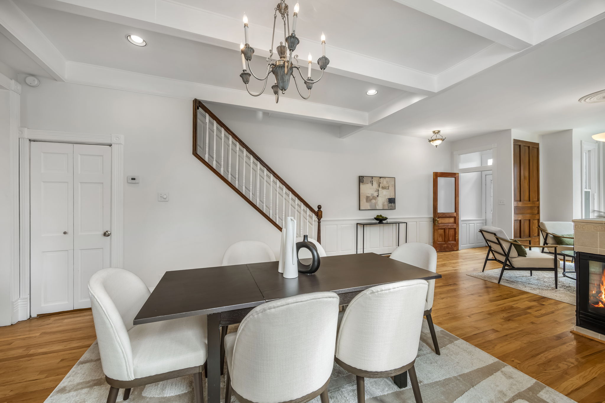 Separate dining area w high ceilings and hardwoods