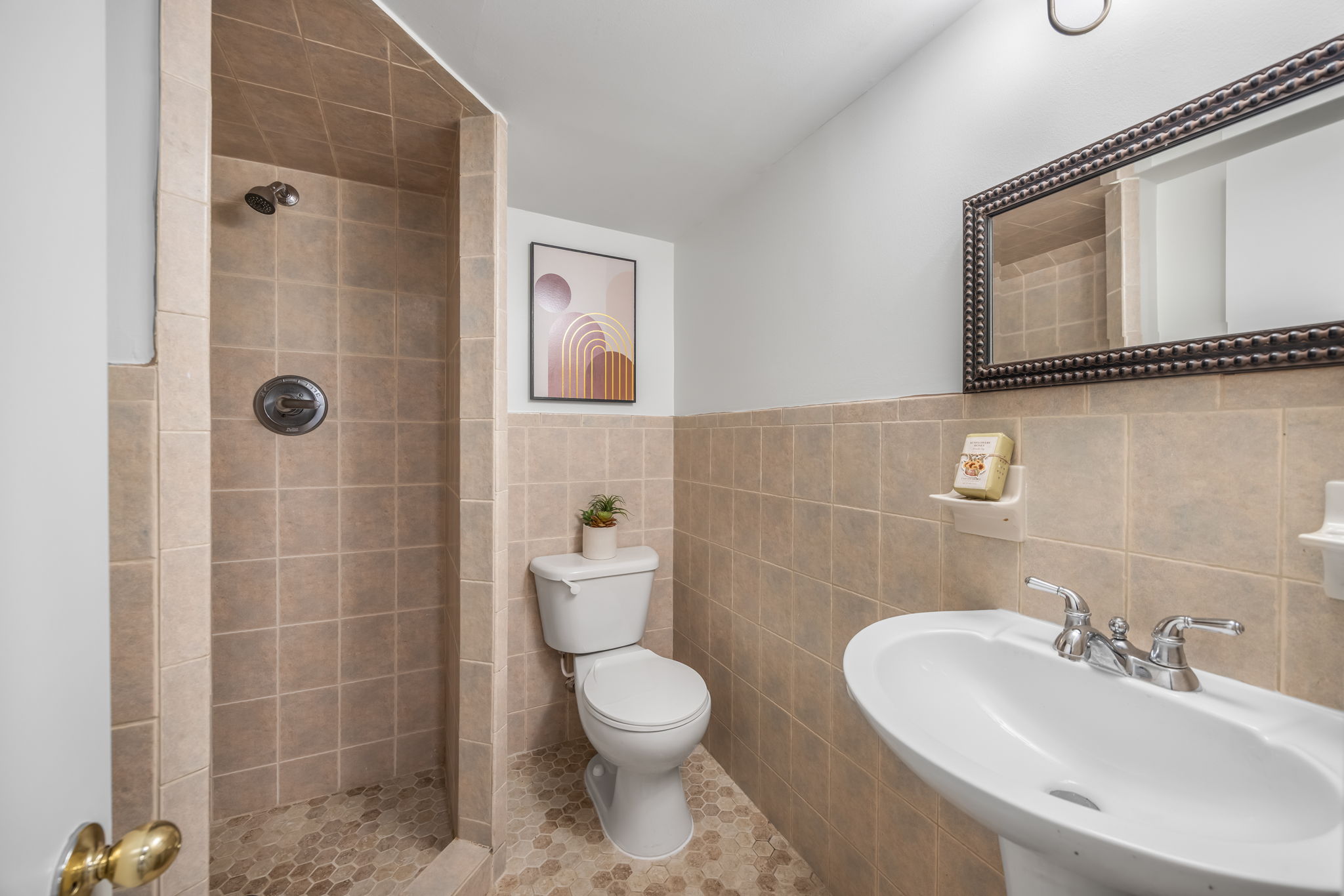 Full bath on lower level