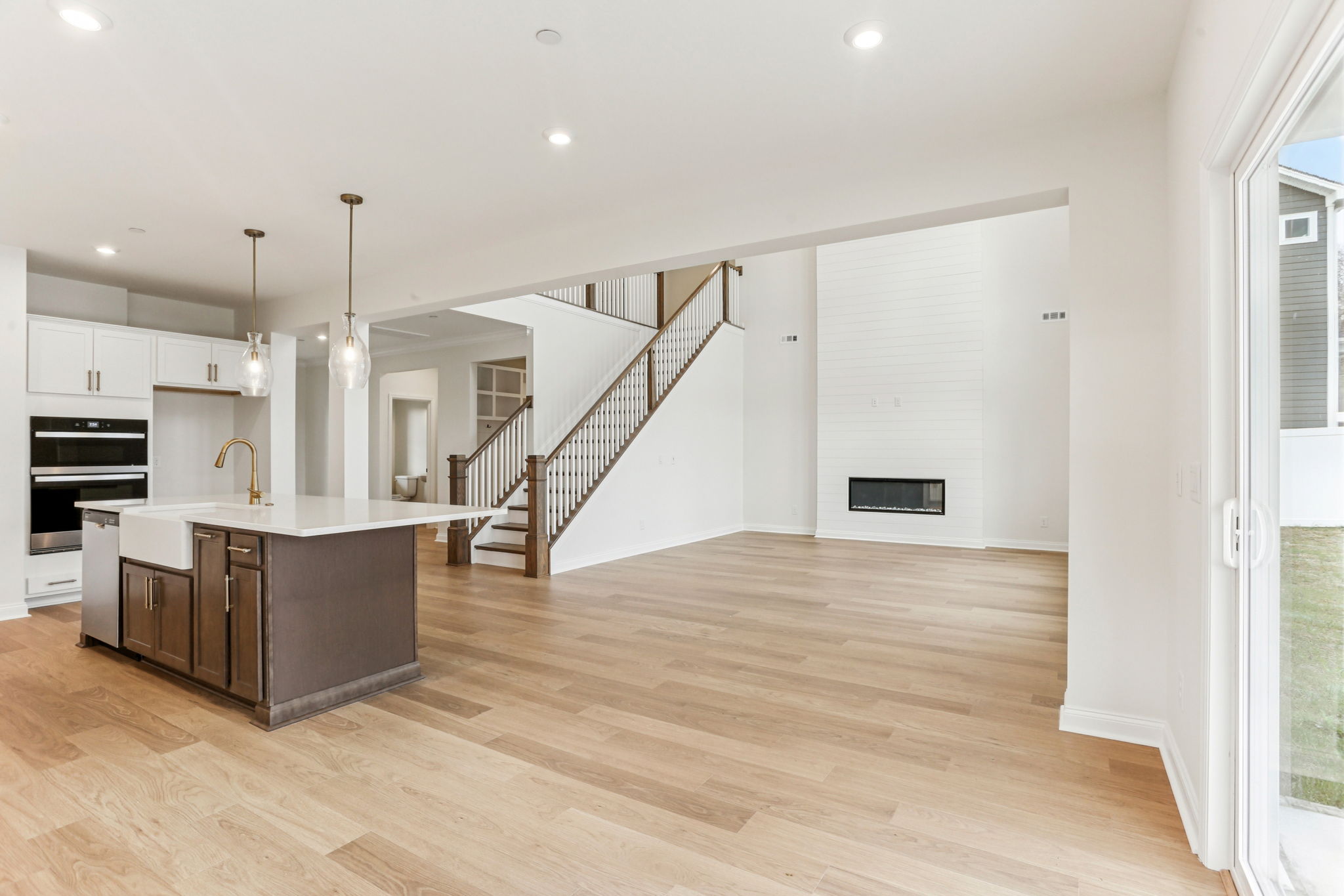 520 Blue Olive Dr-S2611-013