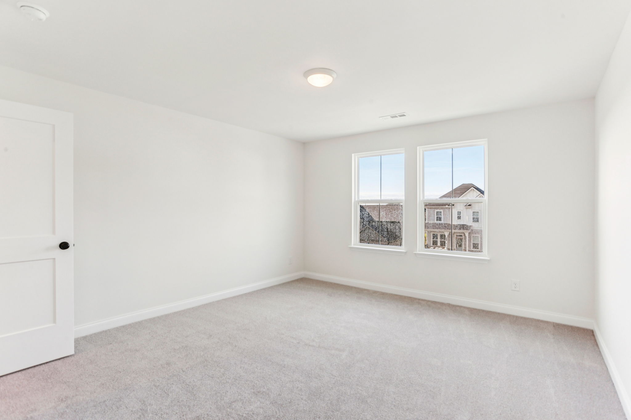 520 Blue Olive Dr-S2611-046