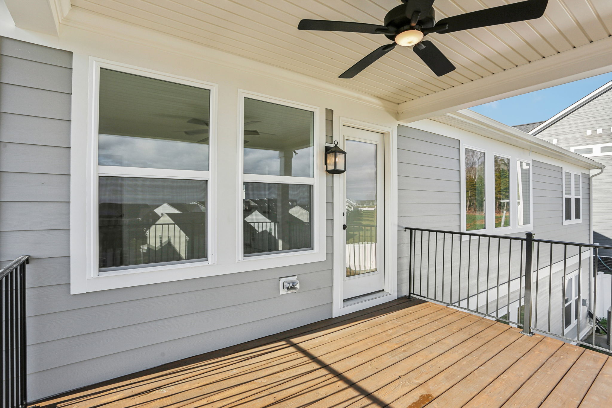 520 Blue Olive Dr-S2611-054
