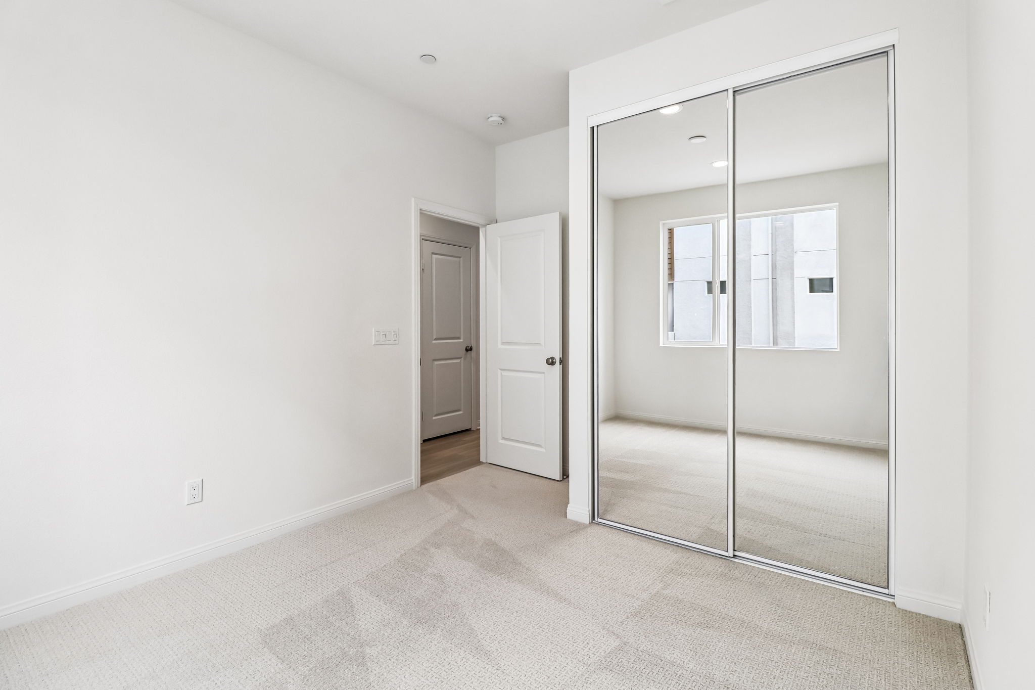 208874 - 520 Cobblestone Ct, El Cajon, CA 92020-S0505-018