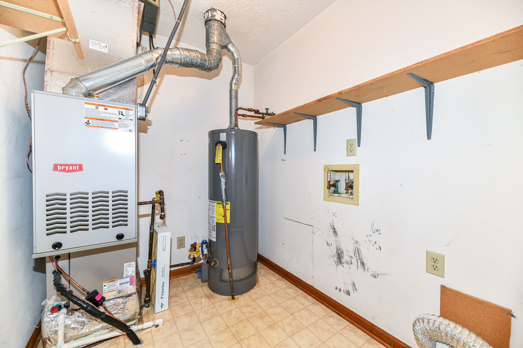 Utility room/Laundry Room