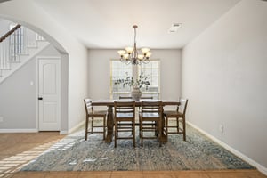 Eastland Dr-S2101-010.jpg