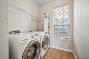Eastland Dr-S2101-017.jpg