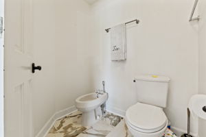  Photo 49