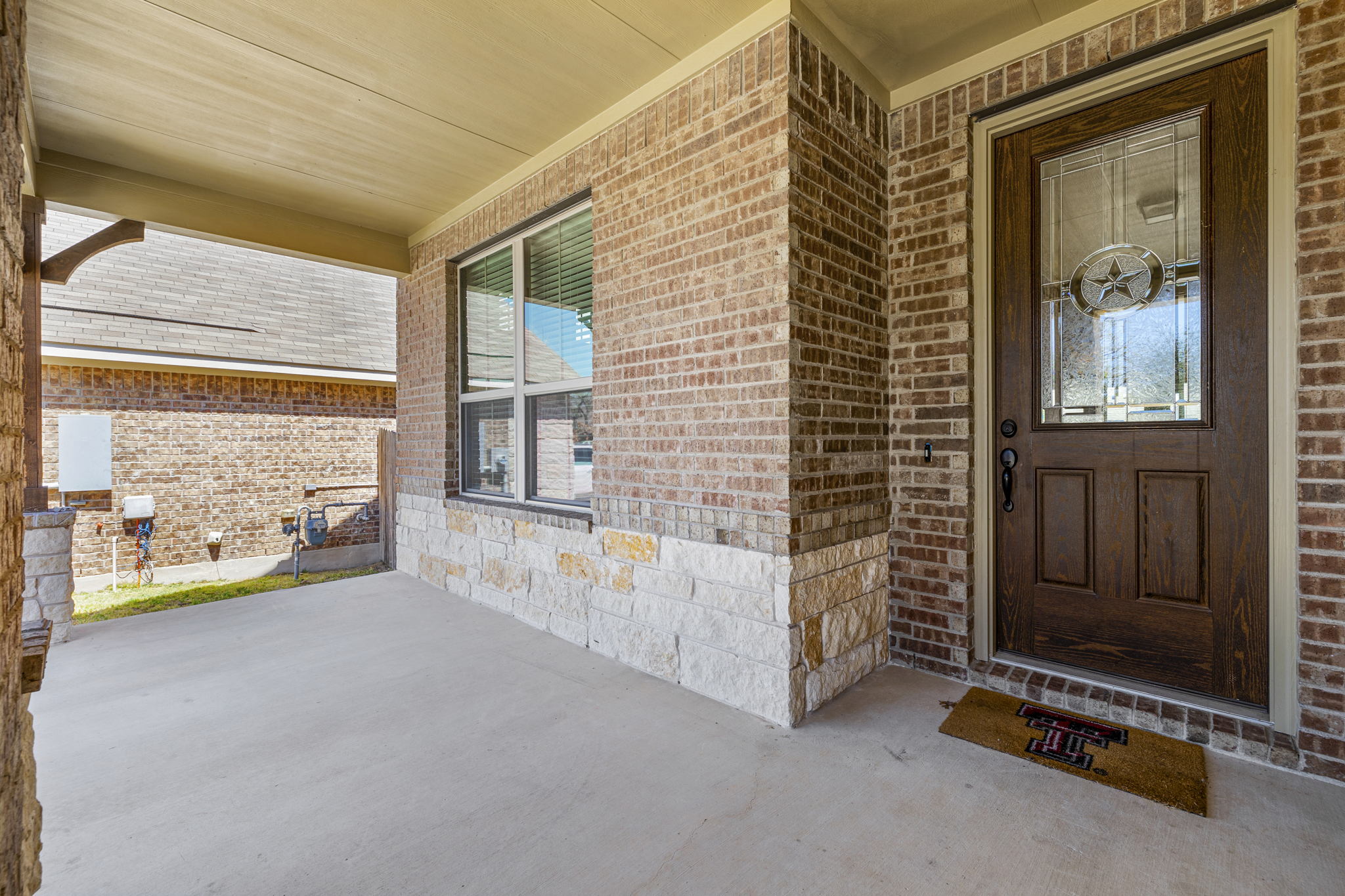 520 Peregrine Way, Leander, TX 78641, USA Photo 4