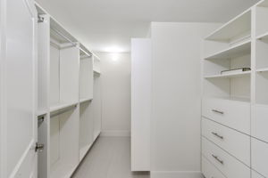 Primary Bedroom Closet