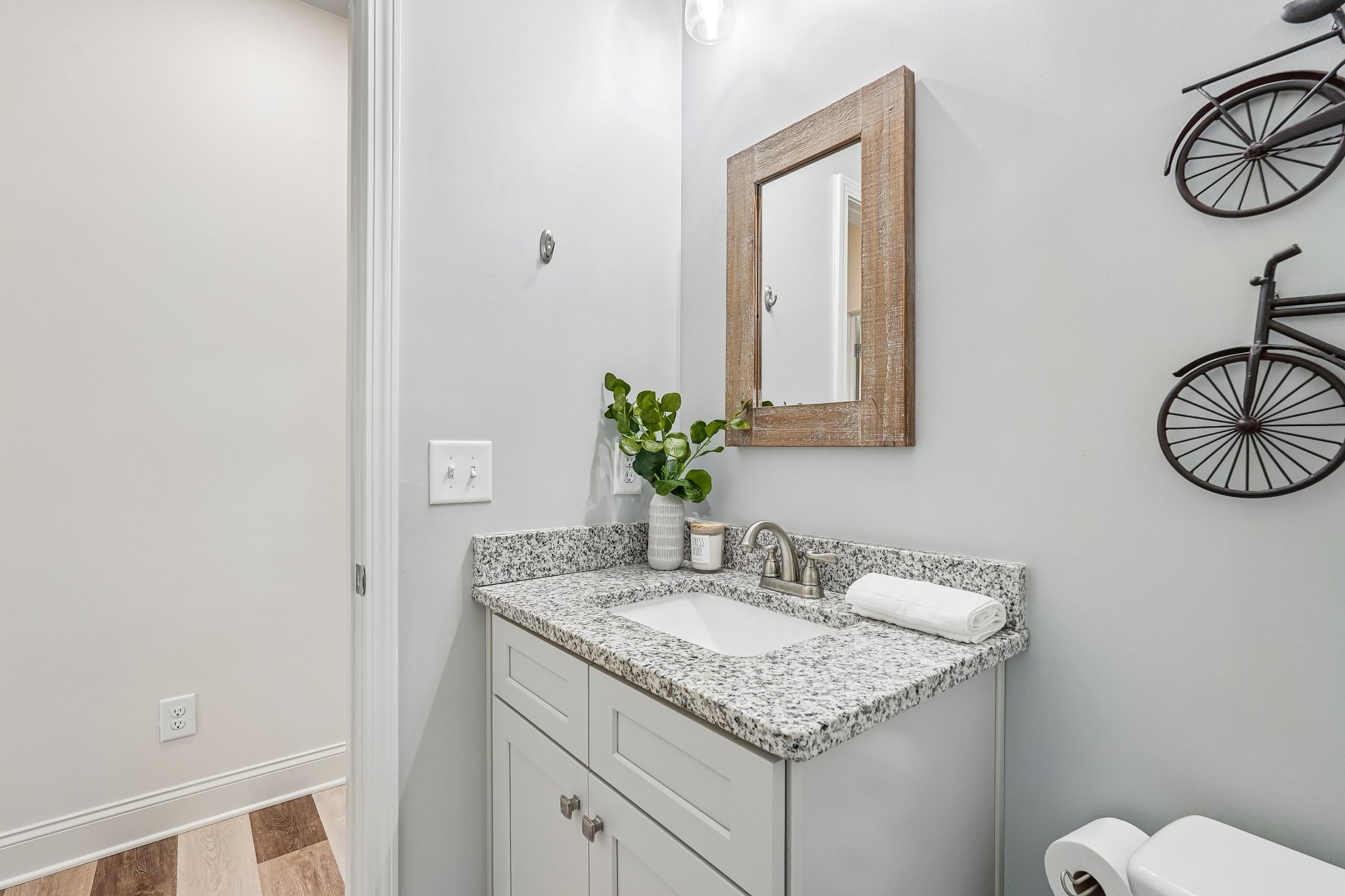 Village Creek Dr-S1706-031.jpg