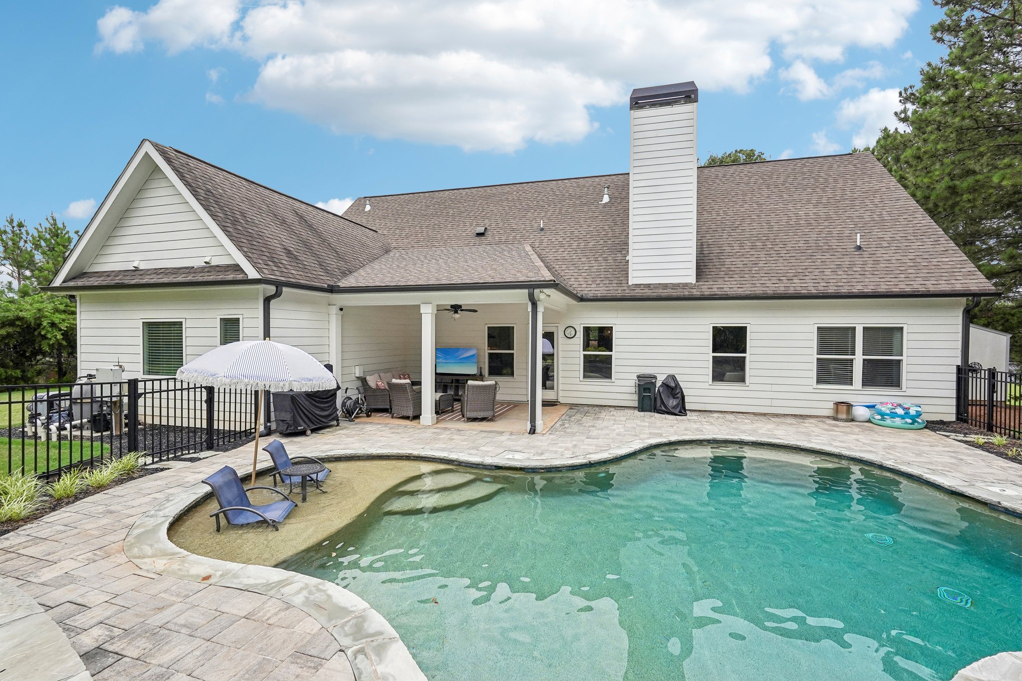 Village Creek Dr-S1706-060.jpg