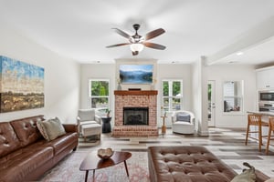 Village Creek Dr-S1706-012.jpg