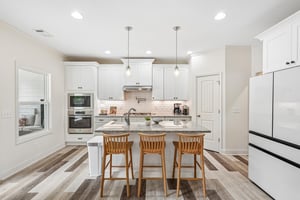 Village Creek Dr-S1706-020.jpg