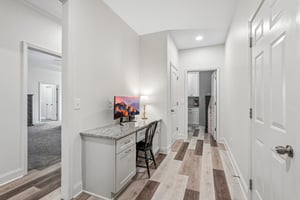 Village Creek Dr-S1706-035.jpg