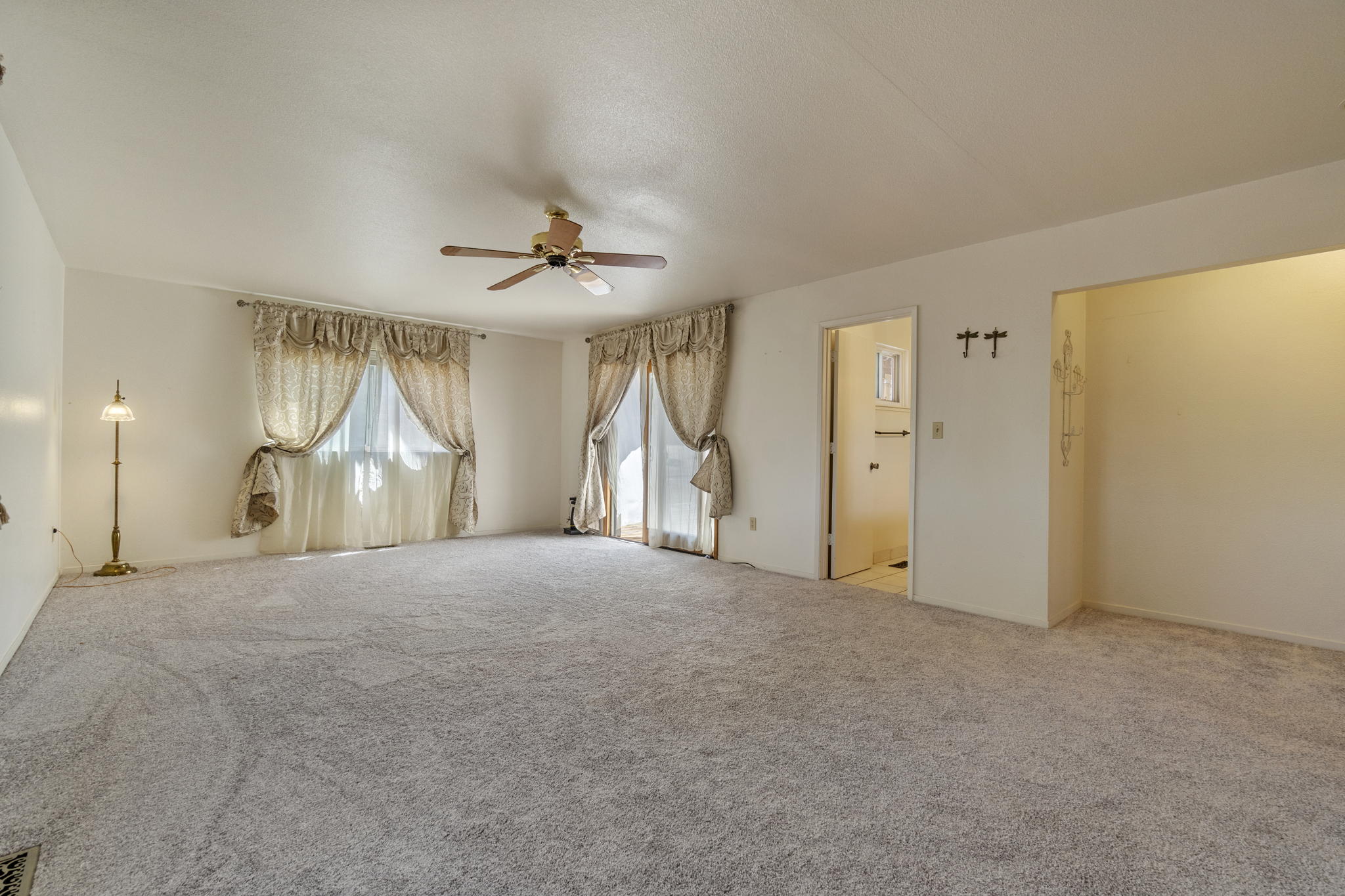 5200 E Hidden Valley Dr, Reno, NV 89502, USA Photo 36