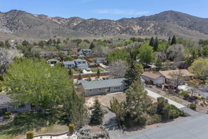 5200 E Hidden Valley Dr, Reno, NV 89502, USA Photo 4