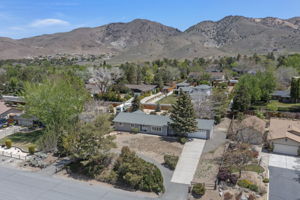 5200 E Hidden Valley Dr, Reno, NV 89502, USA Photo 3