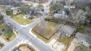 5200 Ledesma Rd, Austin, TX 78721, USA Photo 8