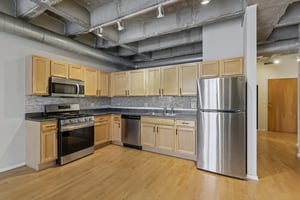 S Ellis Ave 408-S0206-013.jpg