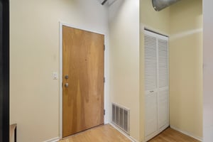 S Ellis Ave 408-S0206-017.jpg