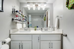 5202 Crossfield Ct 5 North Bethesda, MD 20852_035