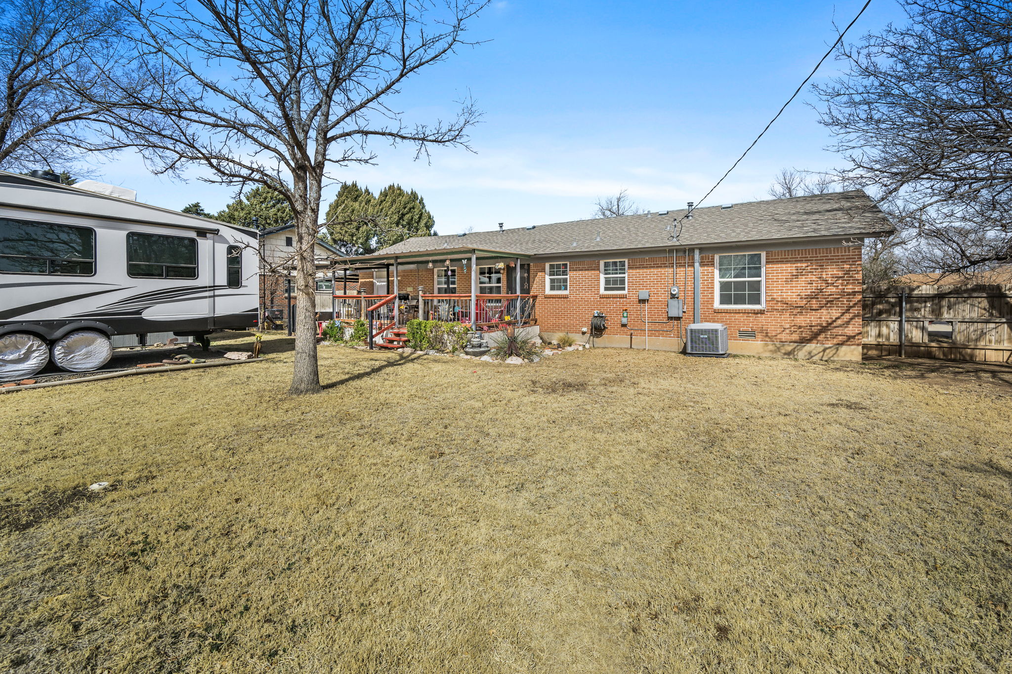 5203 Westgate 04