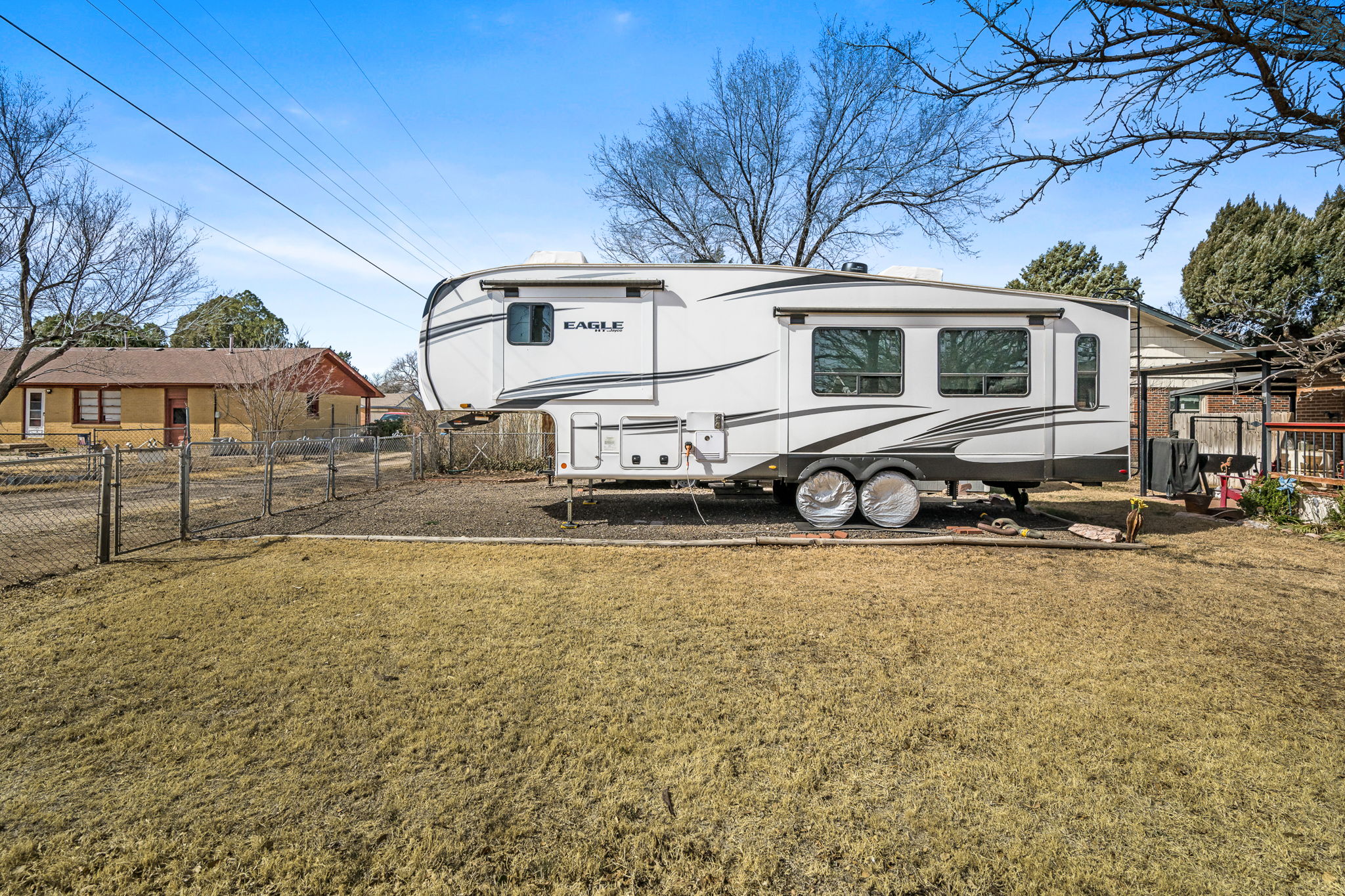 5203 Westgate 05