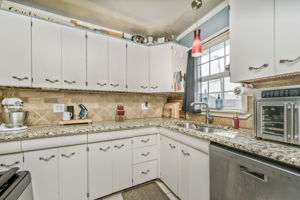5203 Westgate 14