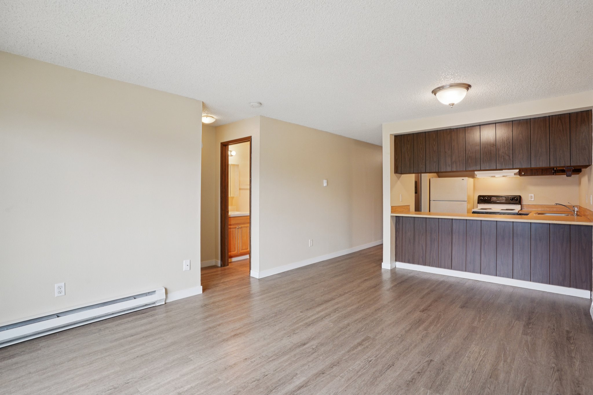 5204 15th Ave NE Unit 105-S1408-003.jpg
