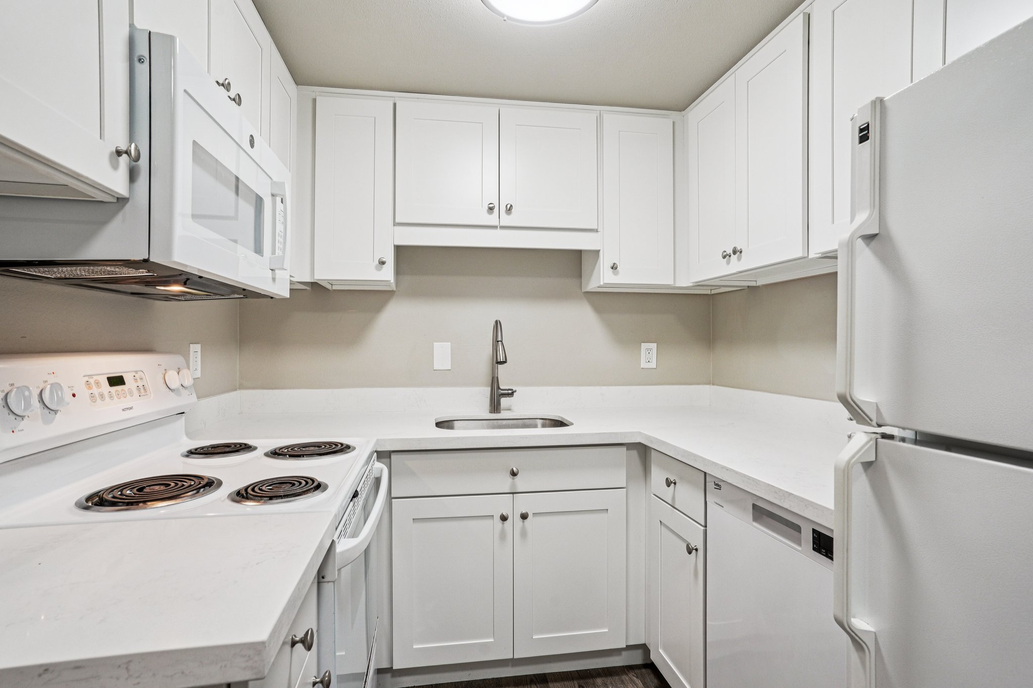 5204 15th Ave NE Unit 1A-S1408-007.jpg