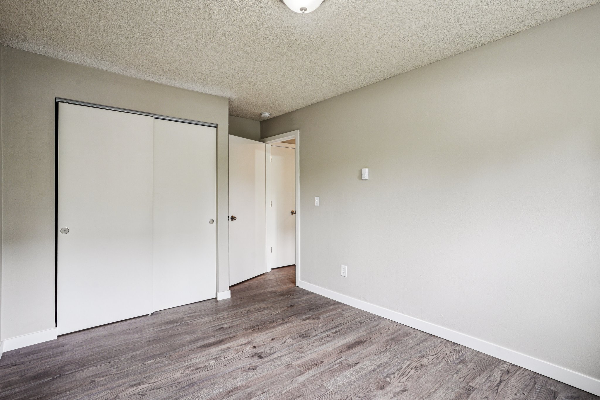 5204 15th Ave NE Unit 1A-S1408-012.jpg
