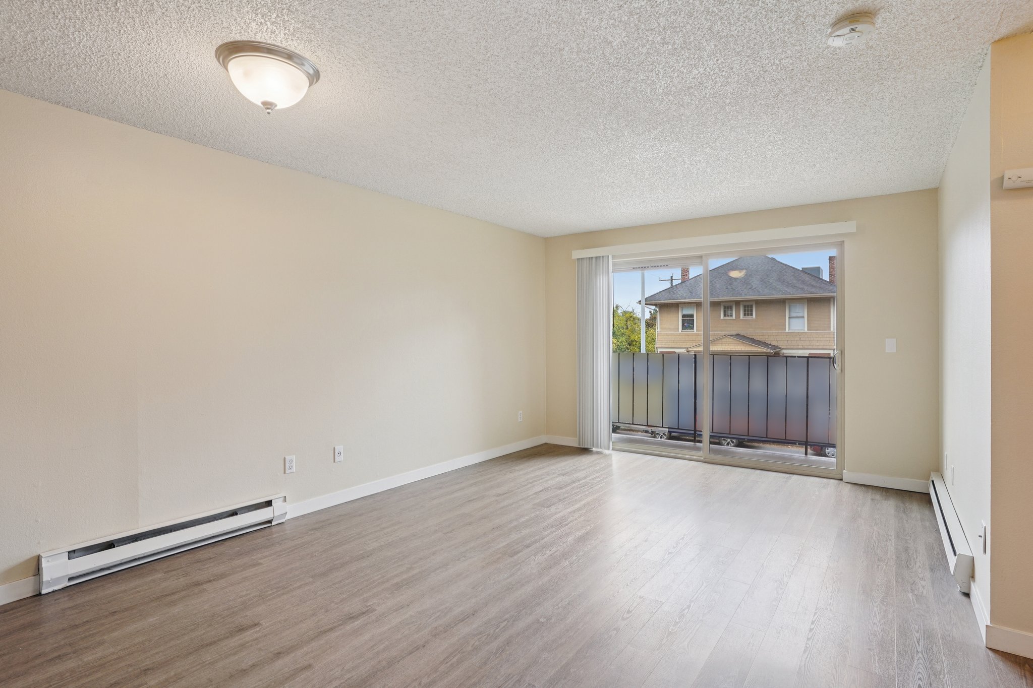 5204 15th Ave NE Unit 105-S1408-001r.jpg