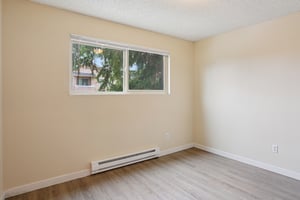 5204 15th Ave NE Unit 105-S1408-011.jpg
