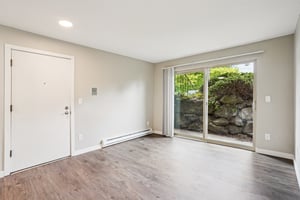 5204 15th Ave NE Unit 1A-S1408-003.jpg