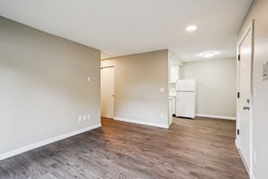5204 15th Ave NE Unit 1A-S1408-004.jpg