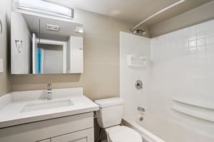 5204 15th Ave NE Unit 1A-S1408-008.jpg