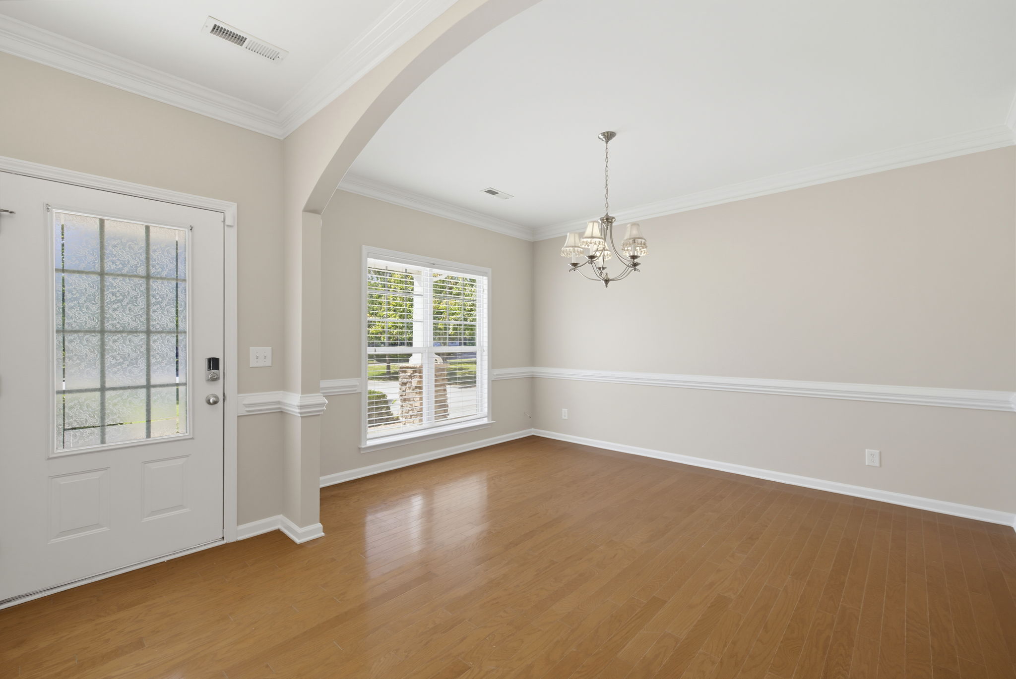 5204 Helsey Ct-6