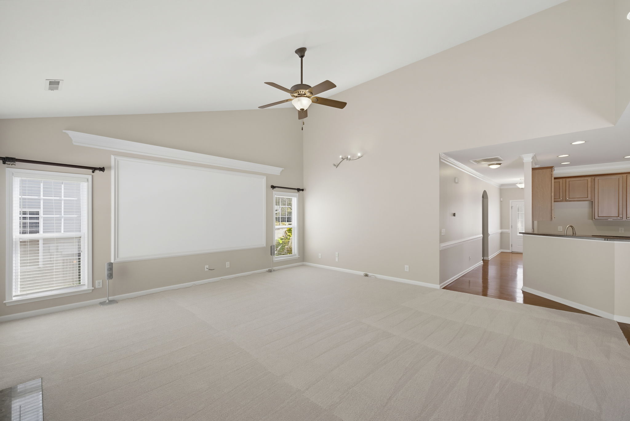 5204 Helsey Ct-14