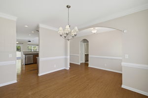 5204 Helsey Ct-7
