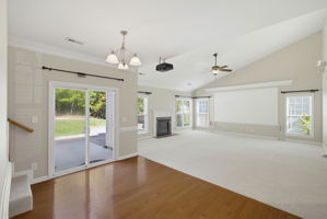 5204 Helsey Ct-11