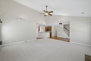 5204 Helsey Ct-13