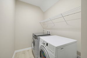 5204 Helsey Ct-29